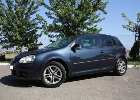 VOLKSWAGEN Golf 5 FSI