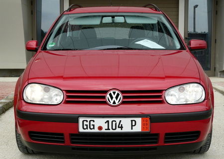 VOLKSWAGWN GOLF 4