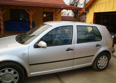 VW Golf 4, 1.6 , scurt EDITION