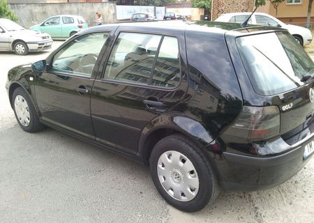 VW GOLF 4 AN 2002 INMATRICULAT