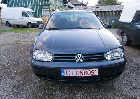 VW GOLF IV,1,4 BENZINA,2001