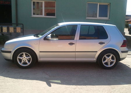 VW GOLF IV 1.6 16 V 