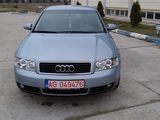 AUDI A4 LIMUZINA