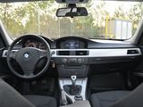 BMW 320 Euro 5 E90 2009 Facelift, fotografie 4