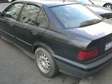 BMW 320i1993, photo 1