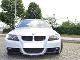 BMW E90 320d Full packet M, fotografie 2