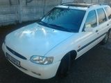 Ford Escort 1. 4 benzina