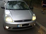 Ford Fiesta 1.4 16 valve Ghia, fotografie 1