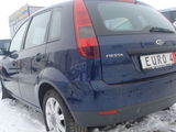 FORD FIESTA 2003, photo 2