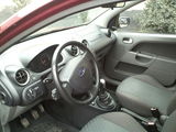 ford fiesta 2004