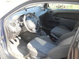 Ford Fiesta 2005, photo 2