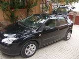 Ford Focus hatchback 2006 110cp, fotografie 2