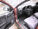 Opel Astra 1.6, fotografie 4