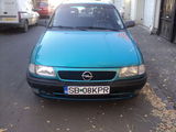 opel astra 1,6 benzina cu ac 