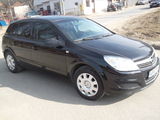 Opel Astra 1.3 EcoFLEX, fotografie 2