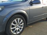 Opel Astra, photo 4