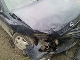 Opel Astra 2001 avariat fata, photo 2