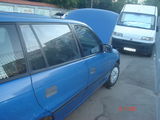 OPEL ASTRA CARAVAN, photo 2