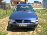 OPEL ASTRA CARAVAN, photo 2