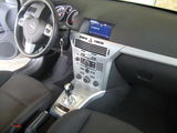 Opel Astra GTC 1.6  Automatik - Navi, photo 4