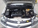 Opel Astra GTC, photo 3