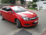 opel astra gtc, photo 1