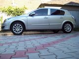 Opel Astra H, photo 1