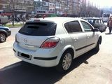 Opel Astra H, photo 2