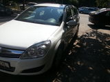 Opel Astra H Caravan, photo 1