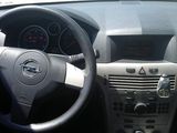 Opel Astra H CDTI, fotografie 2