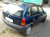 Opel Corsa 1,4i, fotografie 2