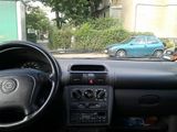 Opel Corsa 1,4i, fotografie 4