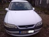 Opel Vectra 1.8 benzina 116 CP Pret 1499E negociabil