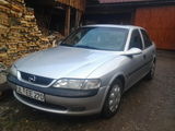 OPEL VECTRA 17 TD, fotografie 3