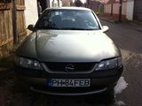 Opel vectra 1850€