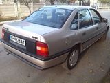 Opel Vectra A, photo 5