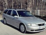 Opel Vectra B, photo 1