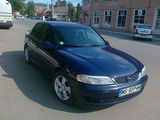 Opel Vectra B2