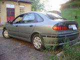 renault laguna, fotografie 3