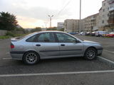 Renault Laguna, fotografie 4