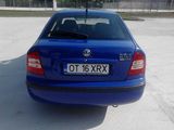 SKODA OCTAVIA TOUR 1,6 102 CP, fotografie 2