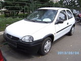 Vand cu 950 Euro Opel Corsa B 1.0 i 12V 54 CP Hatchback 1997