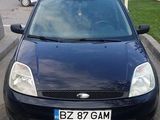 Vand Ford Fiesta sau Schimb plus diferenta din partea mea