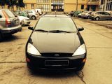 Vând Ford Focus 1.6 taxa 215 euro