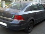 vand Opel Astra 2010, photo 4