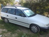 Vand  Opel Astra Caravan F, photo 2