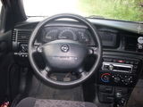 Vand Opel Vectra 1.6, fotografie 5