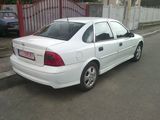 vAND OPEL VECTRA B 2002 1.6 BENZINA, photo 2