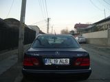 vand sau schimb mercedes e 220, photo 2