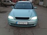 vand sau schimb opel astra G